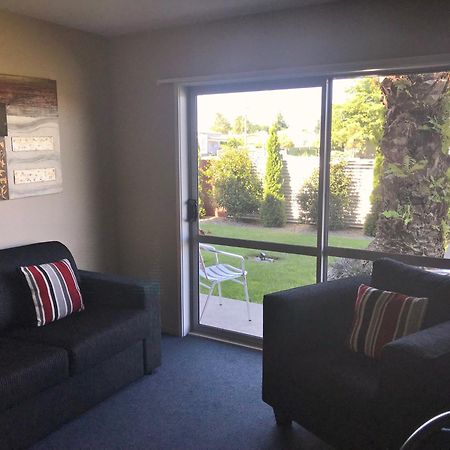 Phoenix Motels Temuka Exterior foto
